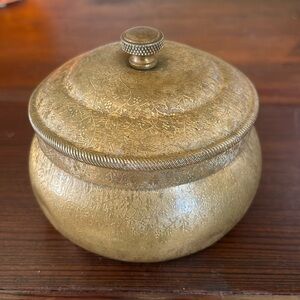 Antique Pozzoni’s Complexion Powder brass tin